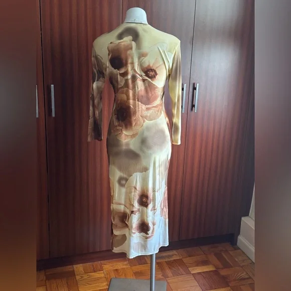 Vintage 1995s ,rare Fabulous ROBERTO CAVALLI lightweight dress with Logo. Size M - Picture 2 of 16